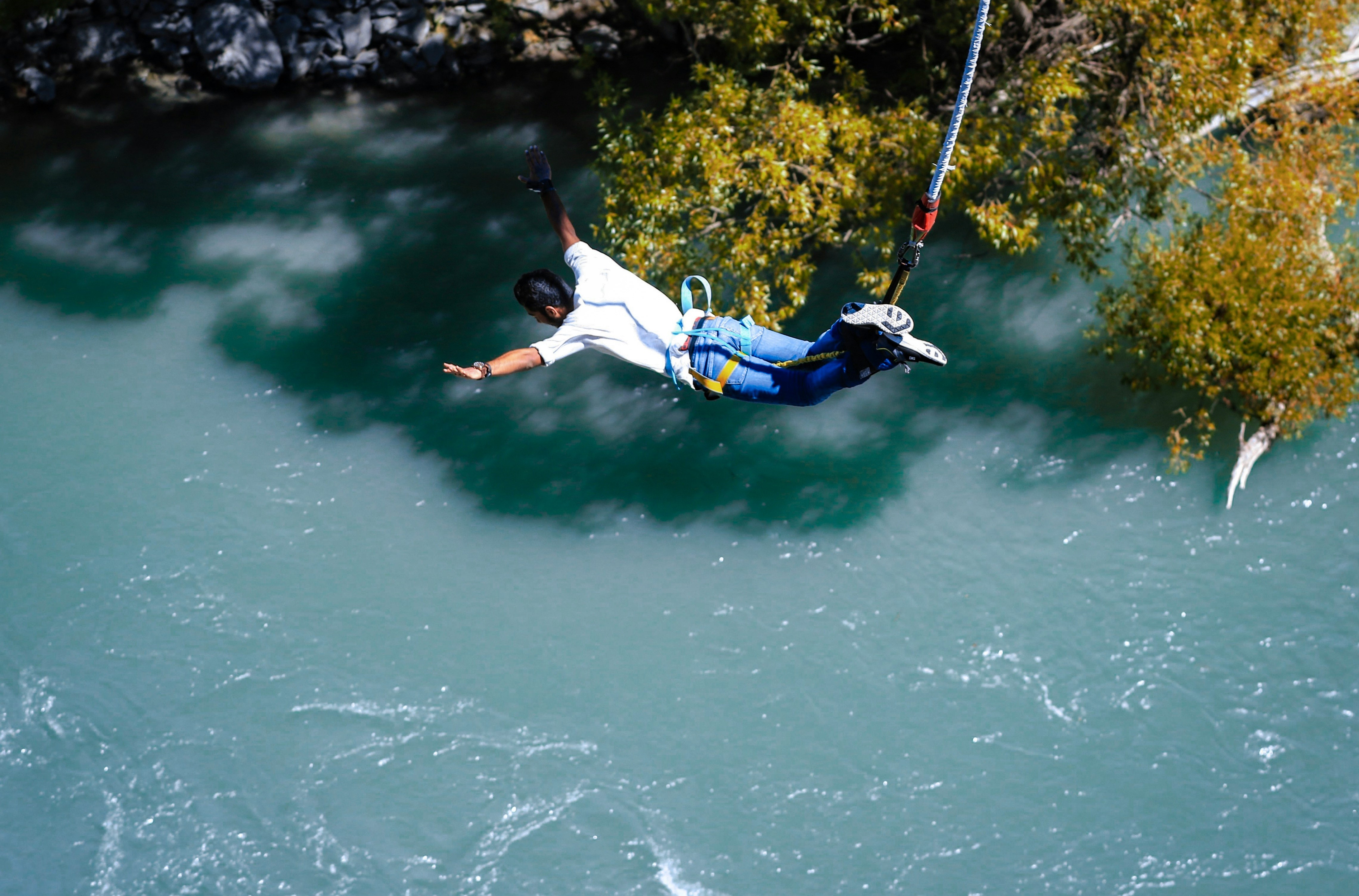 Bungee jumping Kolad